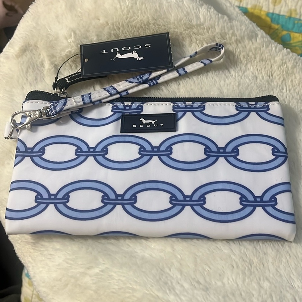 Scout White & Blue Chain-Print Wristlet